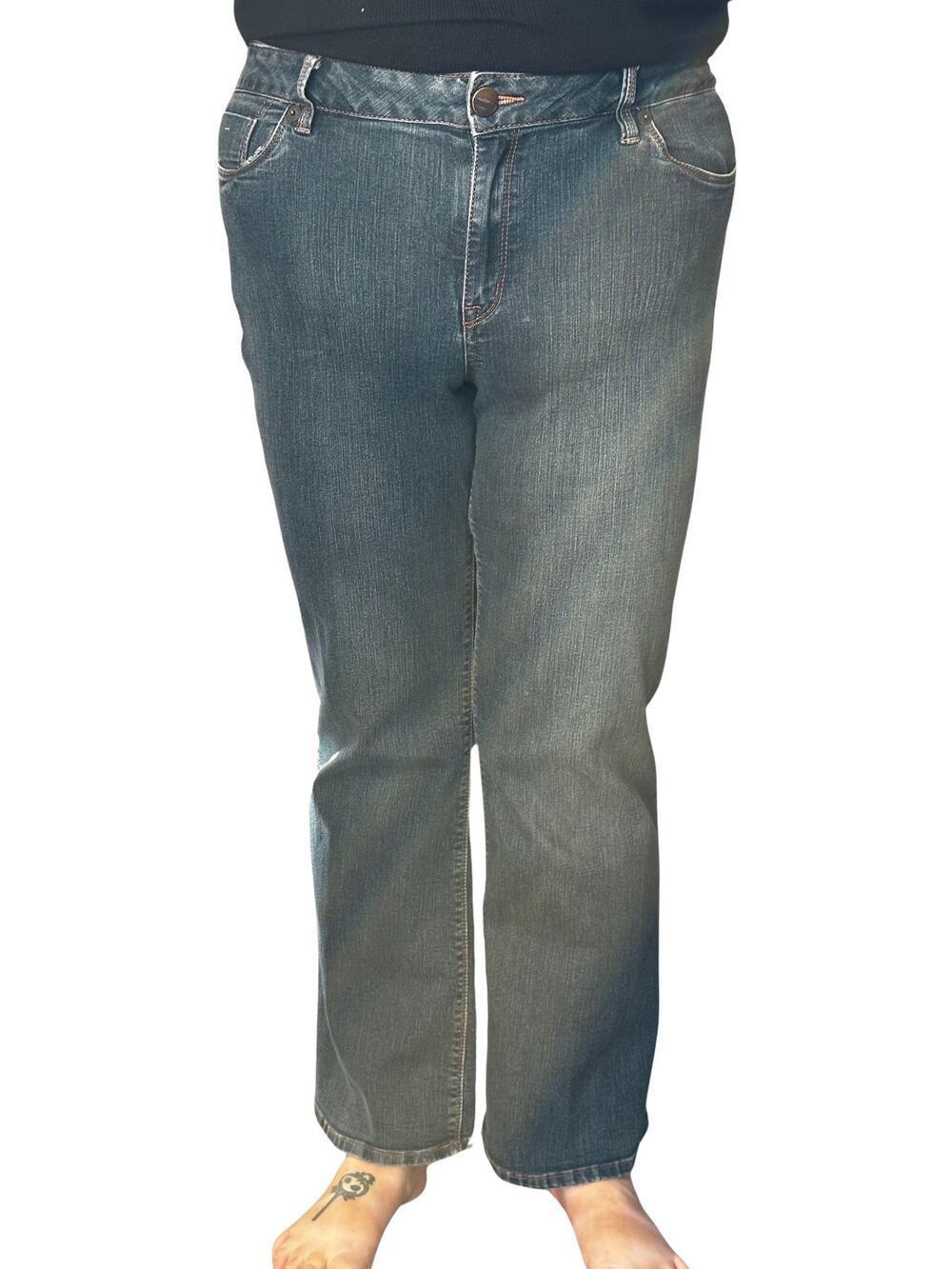 Liz Claiborne Plus Sized Jeans Bootcut Stretch Size 16 Short
